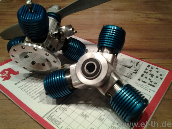 3-Zylinder-Modellsternmotoren blau