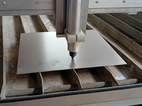CNC-Plasmaschneiden