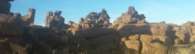 Namibia: Giant's Playground bei Keetmanshoop